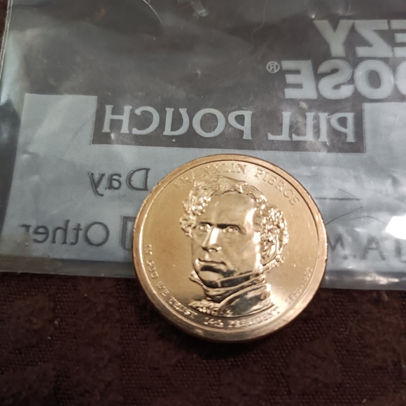 4 U.S. Presidential dollars - Picture 4 of 6